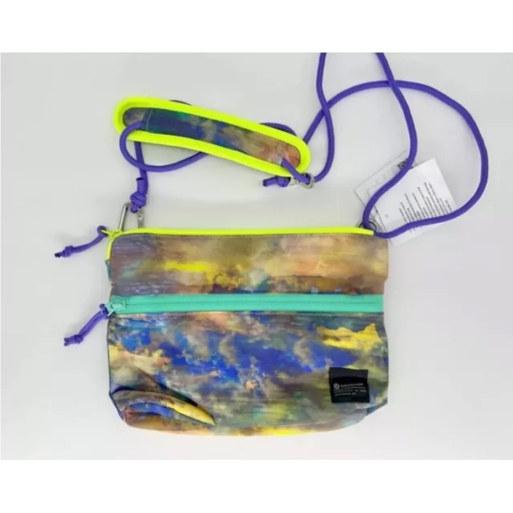 NWT Lululemon Patch Logo Crossbody Bag 2.5L Altered Nature Multi